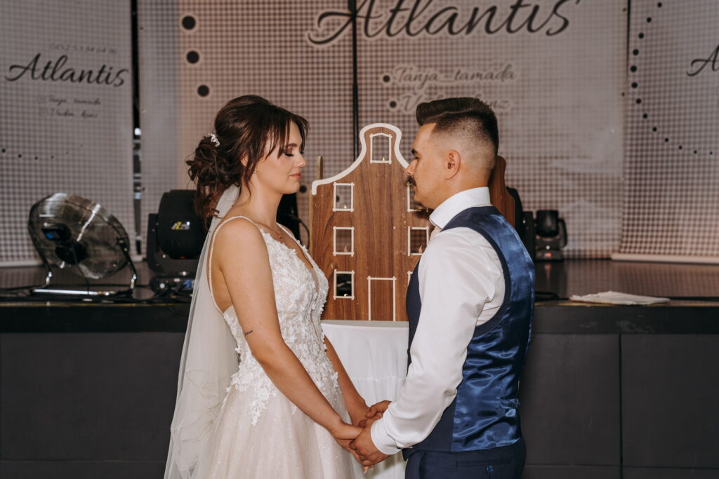 Tamada Tatjana bei der Hochzeitsmoderation Nürnberg – Brautpaar